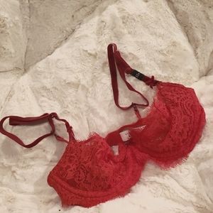 Victoria's Secret Dream Angels unlined demi lace bra